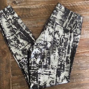 Lululemon leggings. Size 10.
